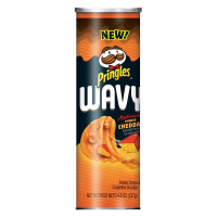Pringles - Wavy Applewood Smoked Cheddar - 137g